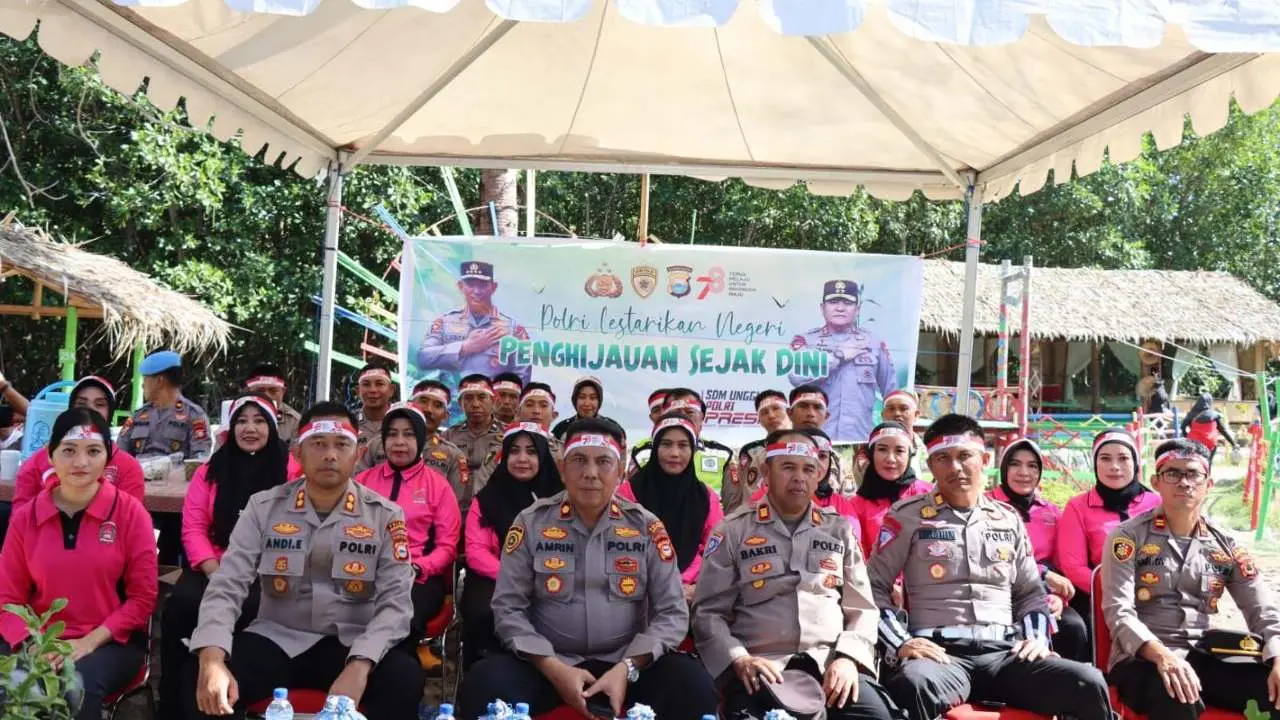 HUT ke-78 RI, Polres Jeneponto Tanam Bibit Pohon Mangrove di Tarusang 3 HUT ke-78 RI, Polres Jeneponto Tanam Bibit Pohon Mangrove di Tarusang