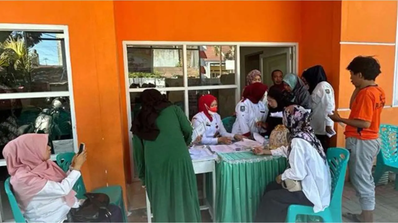 Disdukcapil Selenggarakan Pelayanan Langsung di Kelurahan Borong