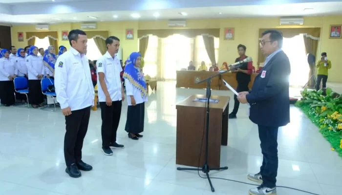 Paris Yasir Dikukuhkan Jadi Ketua IKA ITB Nobel Indonesia Makassar Periode 2023-2027