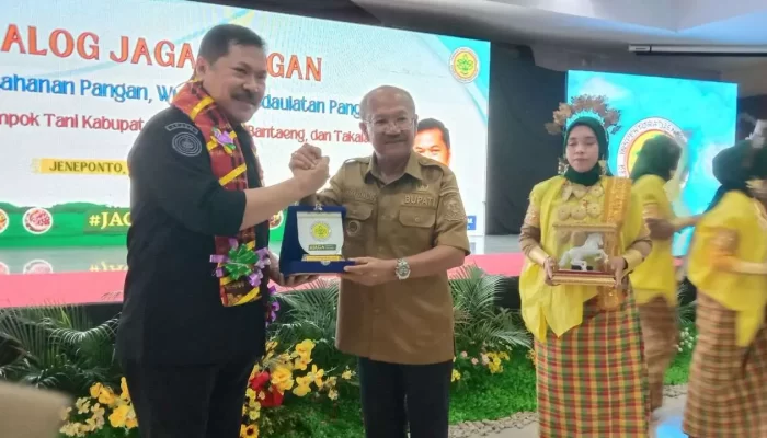 Irjen Kementerian Pertanian Gelar Dialog Jaga Pangan dengan Kelompok Tani di Jeneponto