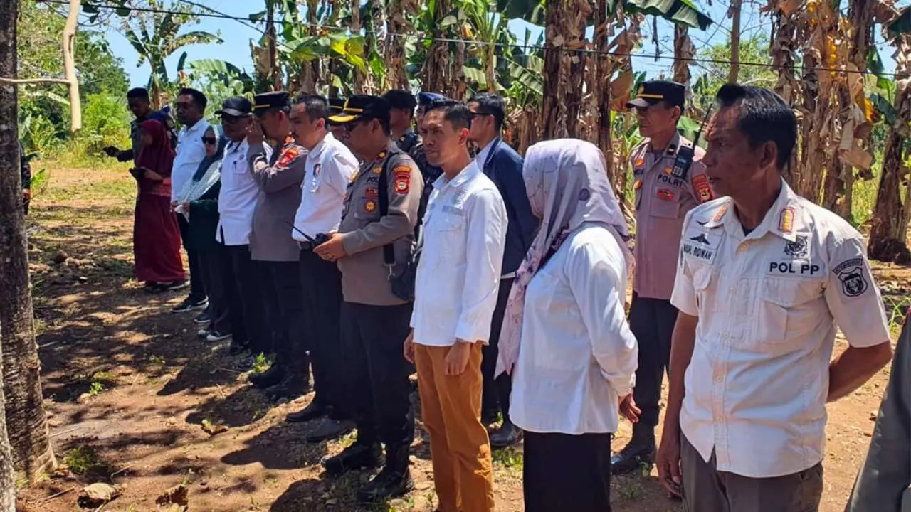 Camat Manggala Turut Mengawal Penertiban Aset Pemkot di Wilayahnya