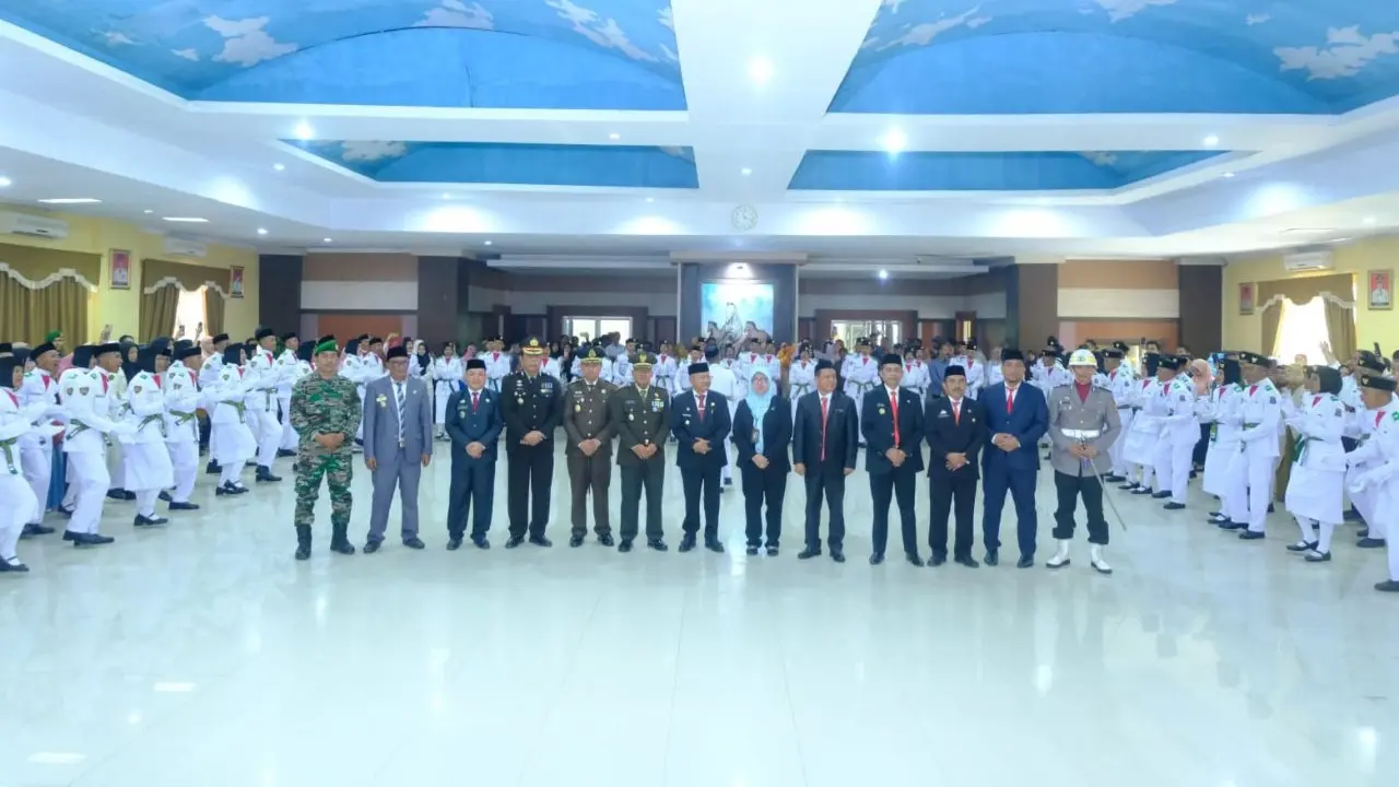 Anggota Paskibraka Jeneponto Resmi Dikukuhkan 3 Jelang Peringatan HUT RI ke-78, Bupati Jeneponto Kukuhkan Anggota Paskibraka