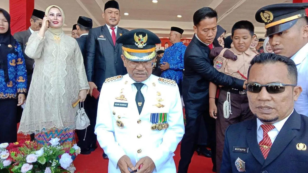 Bupati Jeneponto Iksan Iskandar