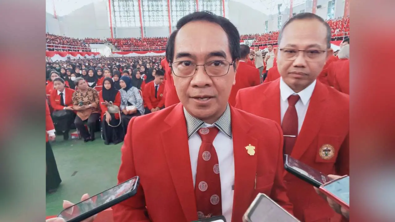 Bekali 8.481 Maba Unhas, Rektor harap Tak Ada Lagi kegiatan yang Merusak Dunia Akademik Termasuk Anarko