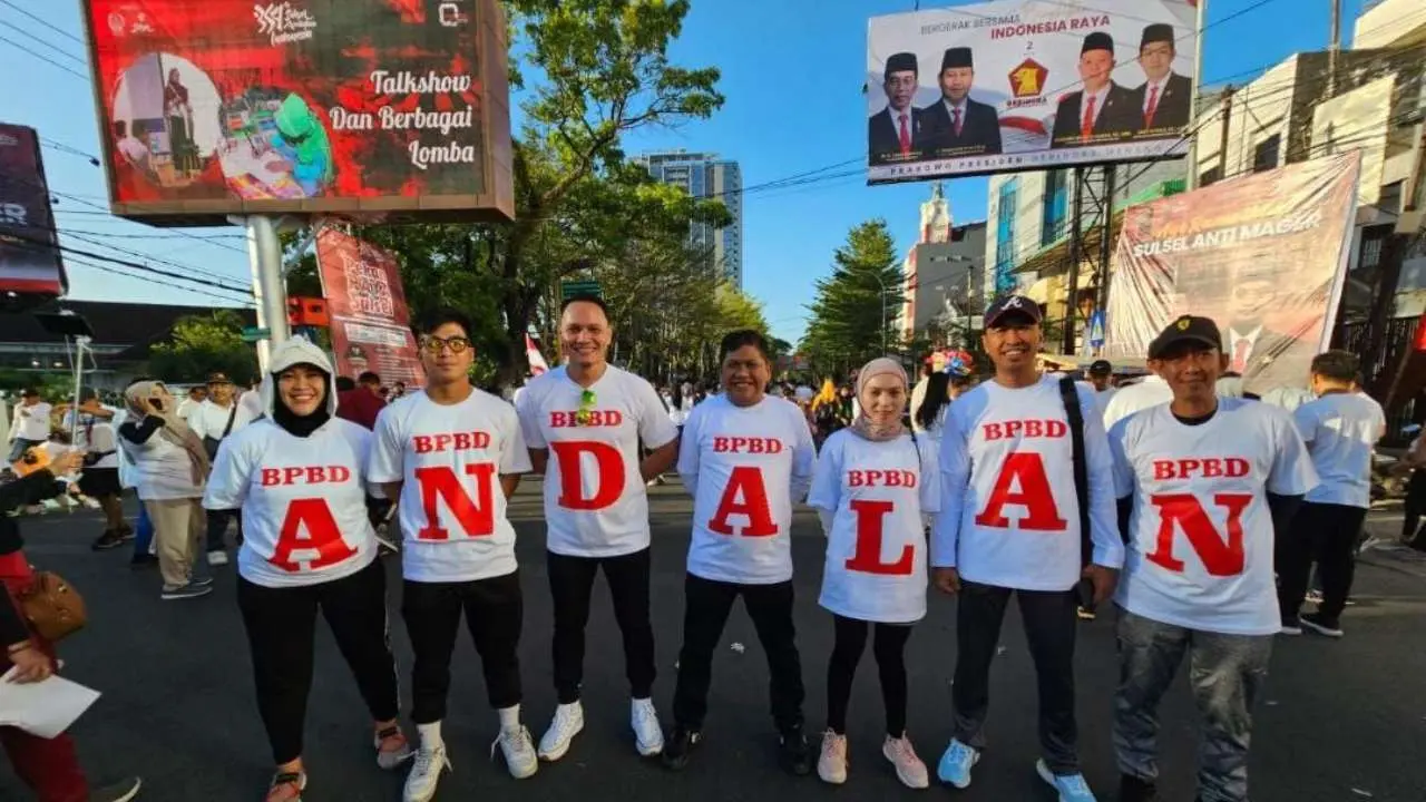 Menhan Prabowo & Gubernur Andi Sudirman Jalan Sehat Anti Mager Bersama 450 Ribu Warga Sulsel 3 Menhan Prabowo & Gubernur Andi Sudirman Jalan Sehat Anti Mager Bersama 450 Ribu Warga Sulsel