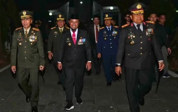 Gubernur Sulsel Hadiri Apel Kehormatan & Renungan Suci 78 Tahun Kemerdekaan RI 8 Gubernur Sulsel Hadiri Apel Kehormatan & Renungan Suci 78 Tahun Kemerdekaan RI