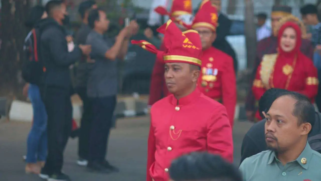 Turunkan Ratusan Personil Satpol PP, Perayaan HUT Ke-78 RI di Makassar Berjalan Sukses dan Lancar 2 Turunkan Ratusan Personil Satpol PP, Perayaan HUT Ke-78 RI di Makassar Berjalan Sukses dan Lancar