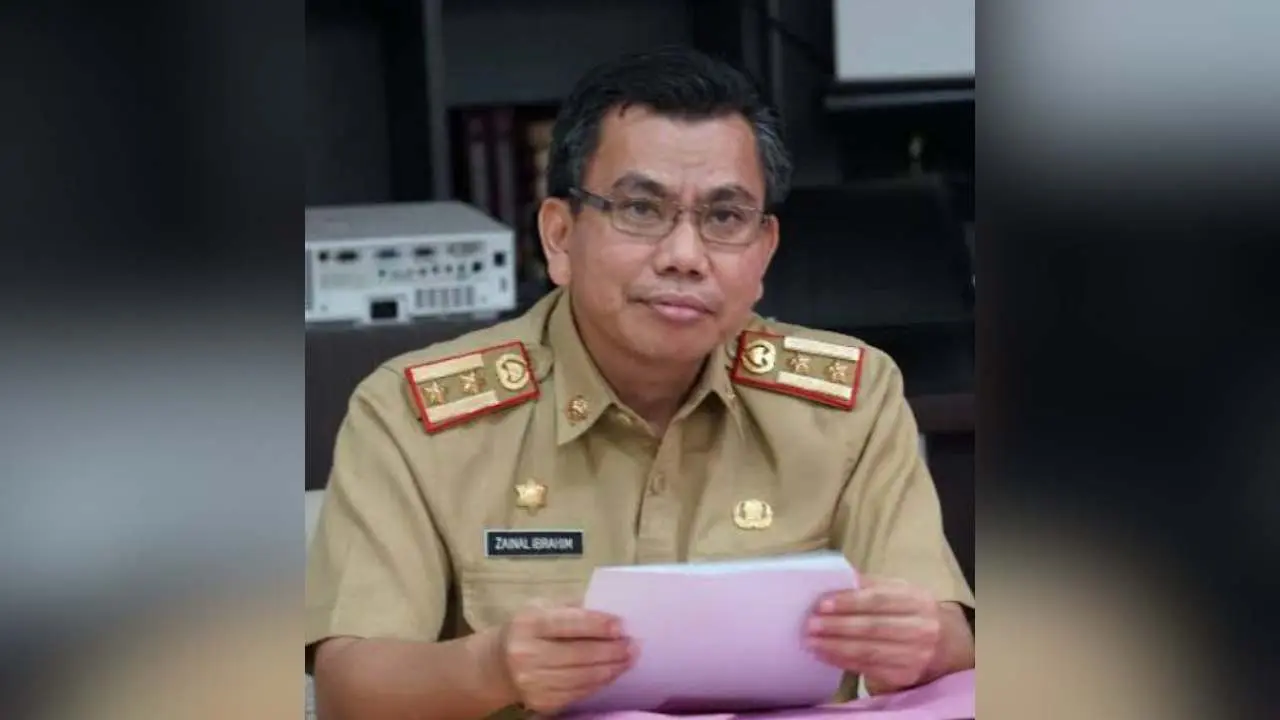 Kepala Kesbangpol Kota Makassar Zainal Ibrahim