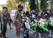 Tim Paronda Satpol PP Makassar Edukasi PK5 Agar Tak Berjualan di Badan Jalan