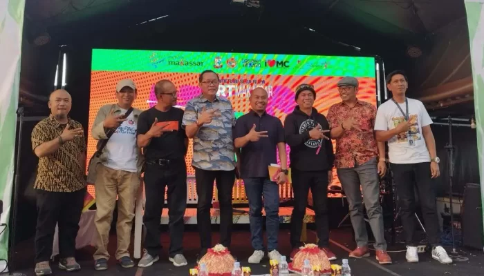 Kadispar Makassar Resmi Buka Pasar Seni Rupa