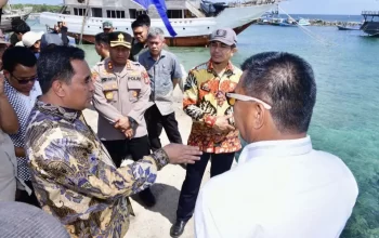 Pemprov Sulsel Serahkan Bantuan 8 Unit Kapal Nelayan di Bulukumba 1 Pemprov Sulsel Serahkan Bantuan 8 Unit Kapal Nelayan di Bulukumba