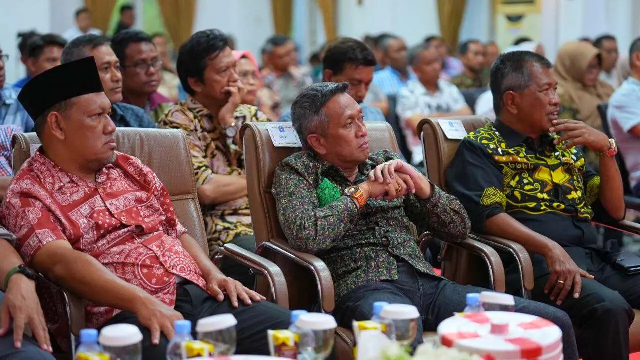 Pj Gubernur Sulsel Sampaikan Arahan di Akhir Masa Jabatan Andi Fashar Padjalangi-Ambo Dalle