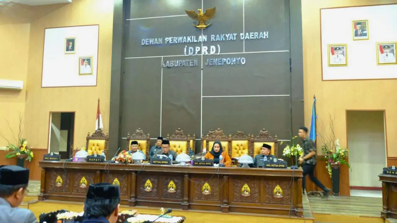 Rapat Paripurna DPRD Jeneponto Pembahasan Ranperda Perubahan Anggaran dan Belanja Daerah 2 Papat Paripurna DPRD Jeneponto Pembahasan Ranperda Perubahan Anggaran dan Belanja Daerah
