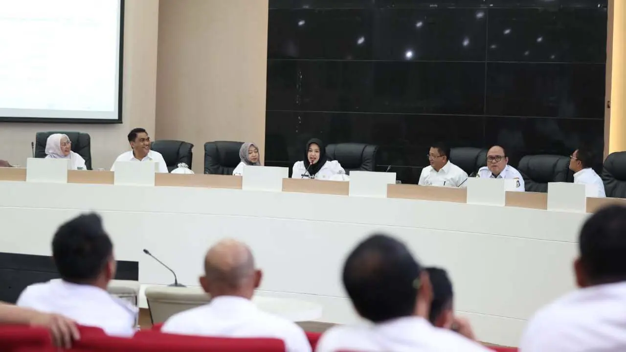 Wawali Fatma Pimpin Rapat Koordinasi Makassar Tanggap Darurat Kekeringan