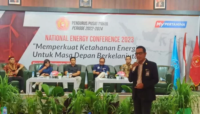 GM PLN Sulselrabar Paparkan Transisi Energi & Penggunaan Energi Bersih di Hadapan Mahasiswa