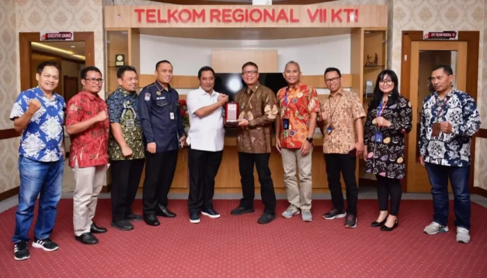 Pj Gubernur Sulsel Kunker ke Kantor Telkom Regional 7 KTI, Dorong Peningkatan Layanan Telekomunikasi
