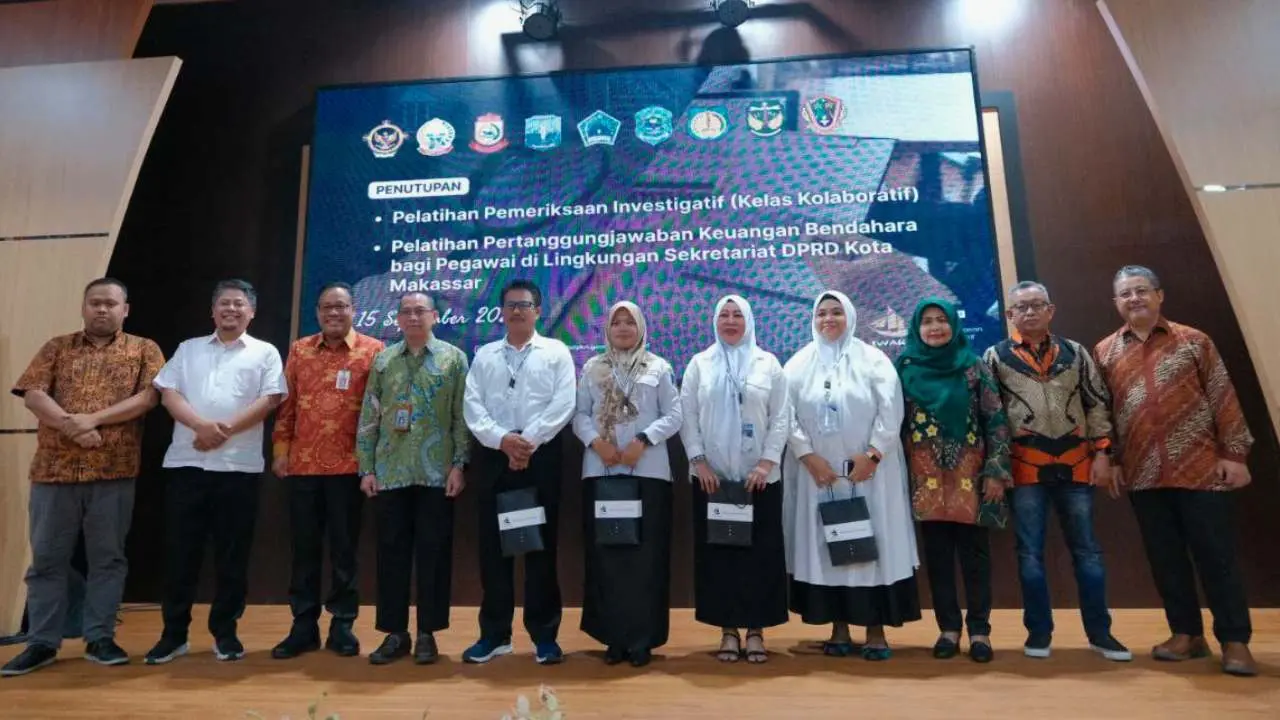 Sekretaris DPRD Makassar Tutup Pelatihan Penguatan Kapasitas Bendahara Pengeluaran 3 Sekretaris DPRD Makassar Tutup Pelatihan Penguatan Kapasitas Bendahara Pengeluaran