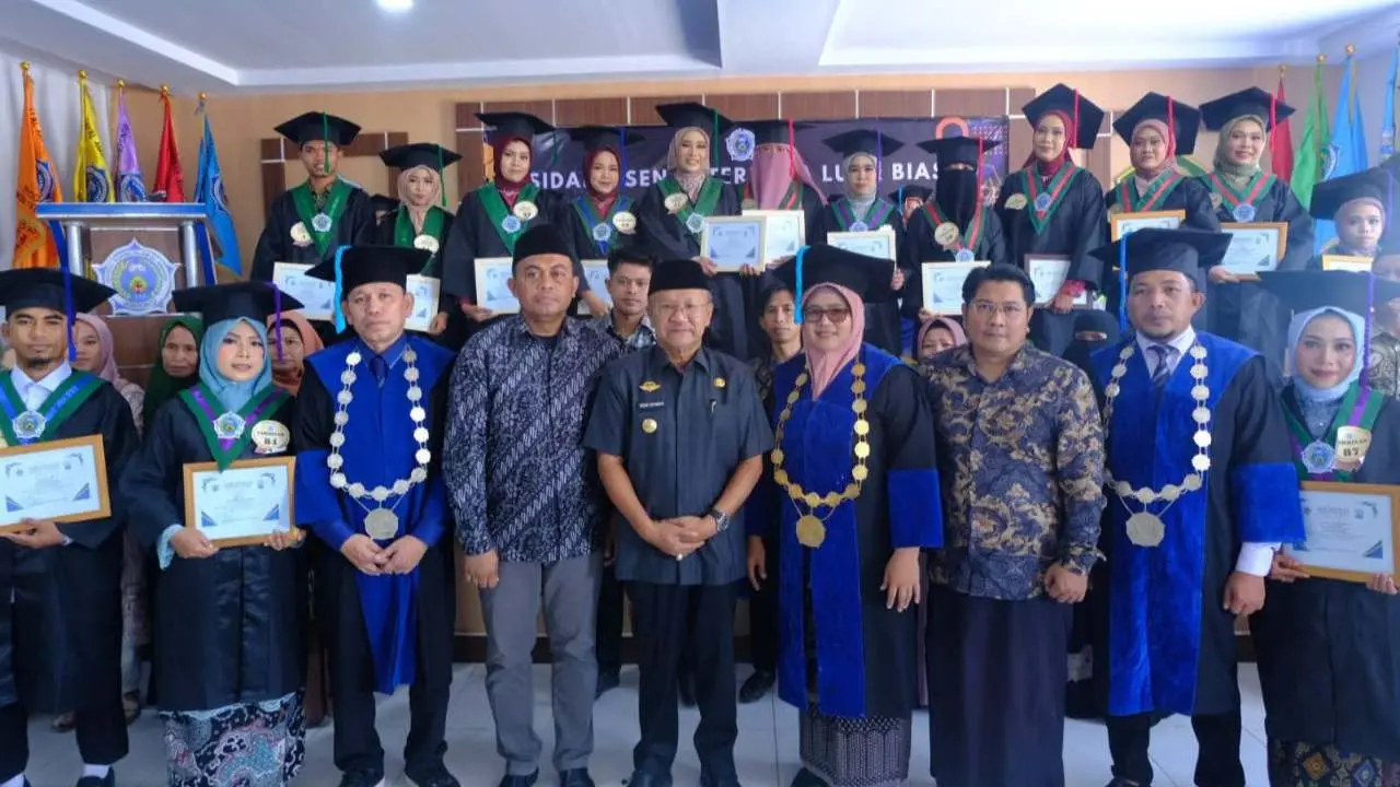 Wisuda Sarjana IAI Al-Amanah: Bupati Jeneponto Ucapkan Selamat Menyelesaikan Studi dengan Baik