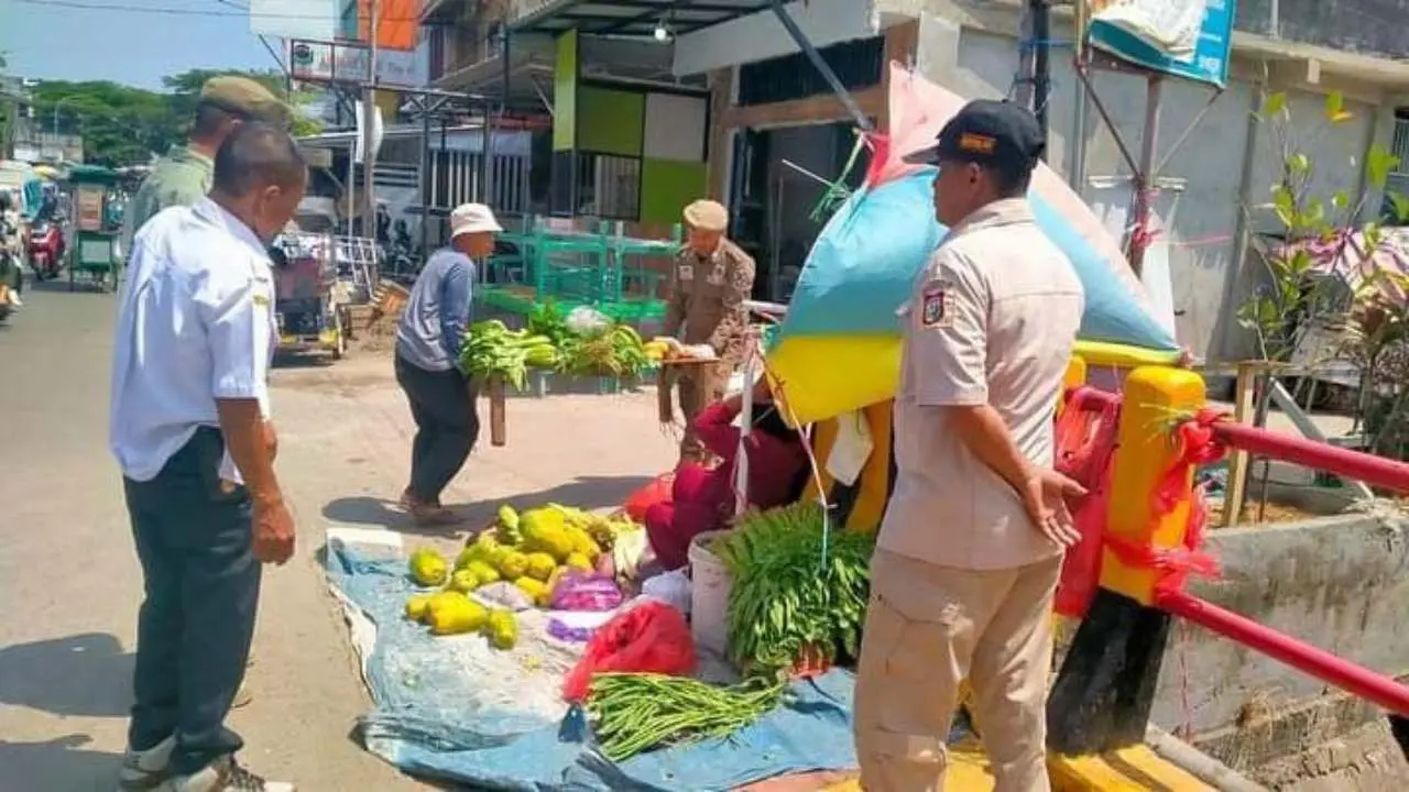 Satpol PP Kembali Tertibkan PK5 di Kecamatan Tamalate, Alauddin dan AP Pettarani