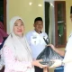 Camat Ujung Tanah Berbagi Sembako ke Warga Pattinggaloang Baru