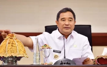 Serius Tangani Inflasi, Pj Gubernur Bahtiar Hadirkan Gerakan 1 ASN Tanam 10 Pohon Cabai 3 Penjabat (Pj) Gubernur Sulawesi Selatan (Sulsel), Bahtiar Baharuddin