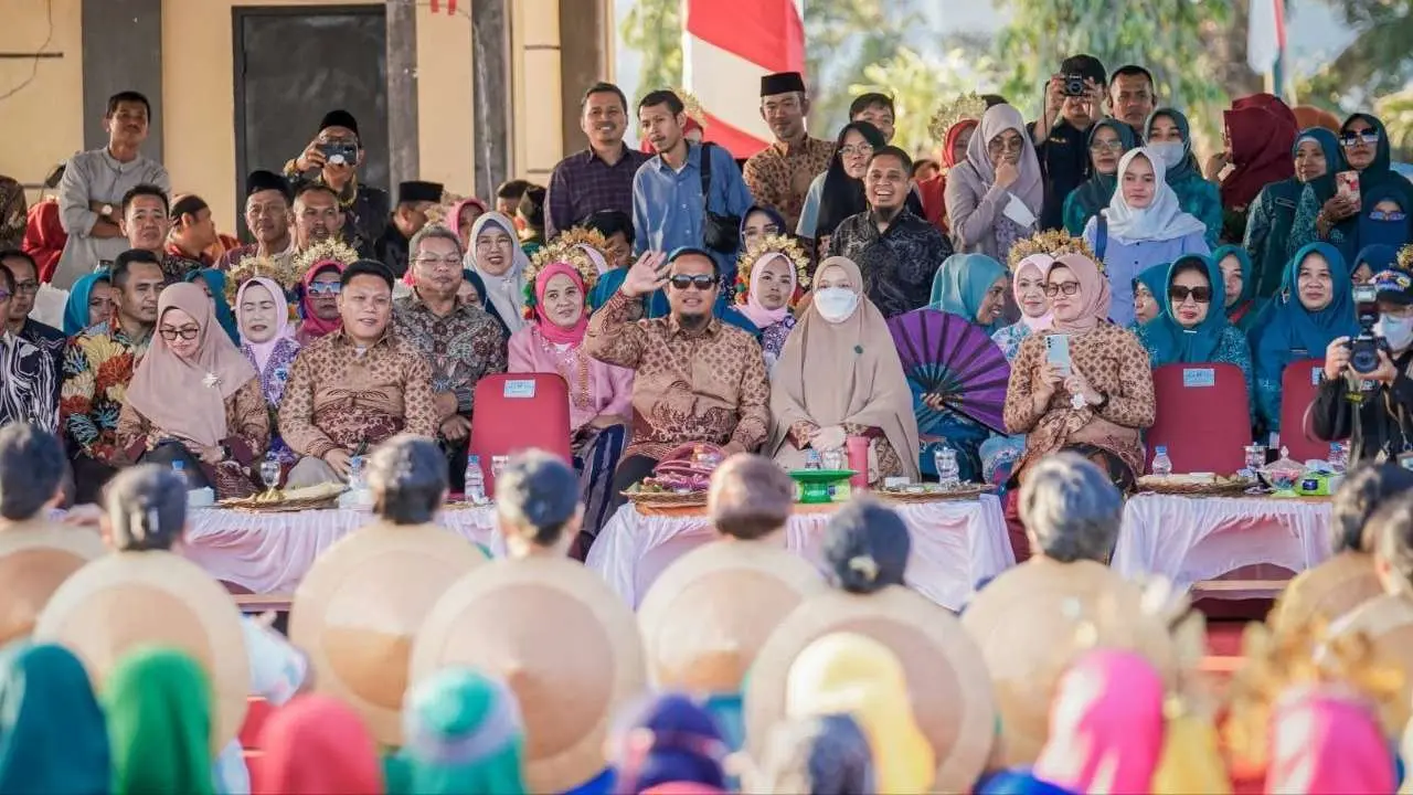 Gubernur Andi Sudirman Didampingi Naoemi Octarina Buka Jambore PKK Sulsel di Luwu 2 Gubernur Andi Sudirman Didampingi Naoemi Octarina Buka Jambore PKK Sulsel di Luwu