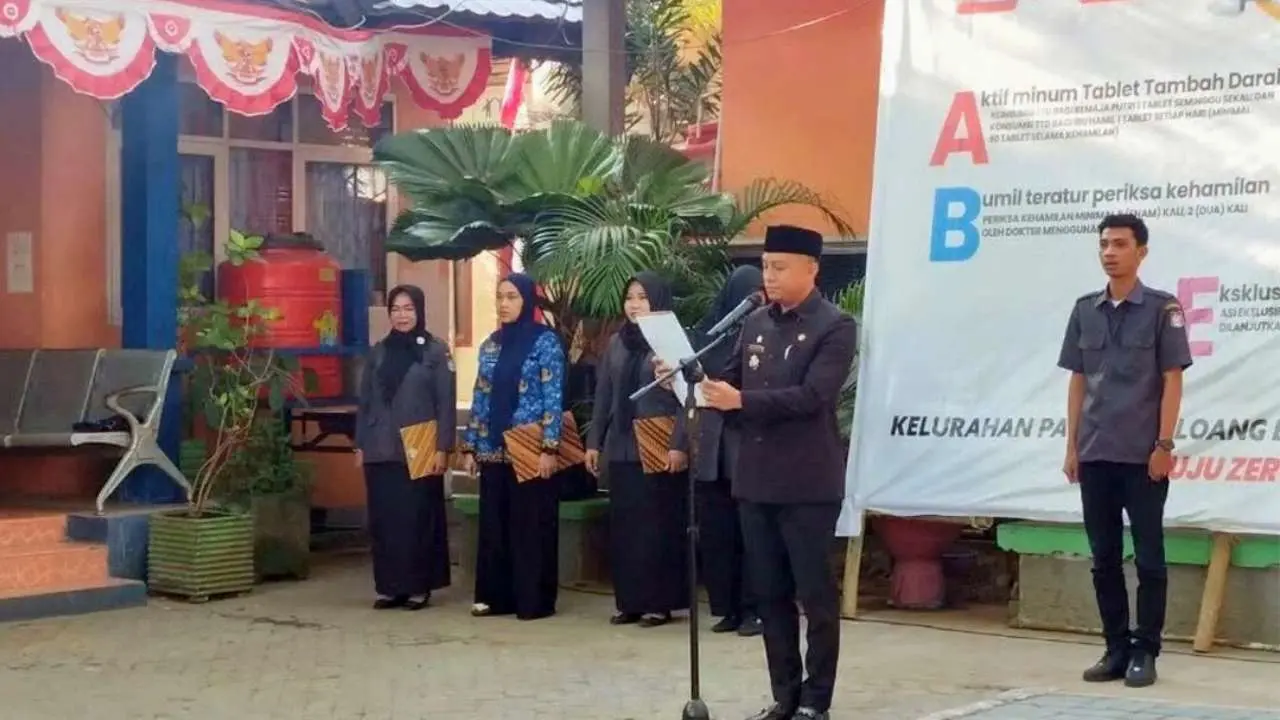 Amanda Syahwaldi Bertindak Selaku Pembina Upacara HUT Ke-78 RI Kecamatan Ujung Tanah