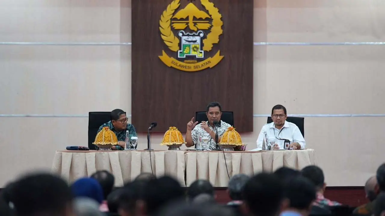 Penjabat Gubernur Bahtiar Sosialisasikan Penggunaan KTP Digital pada Pemilu 2024