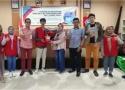 Camat Ujung Tanah Lepas Mahasiswa KKN UNHAS