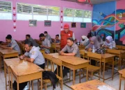 Kadisdik Bersama Kepala BKPSDM Makassar Tinjau Evaluasi Laskar Pelangi