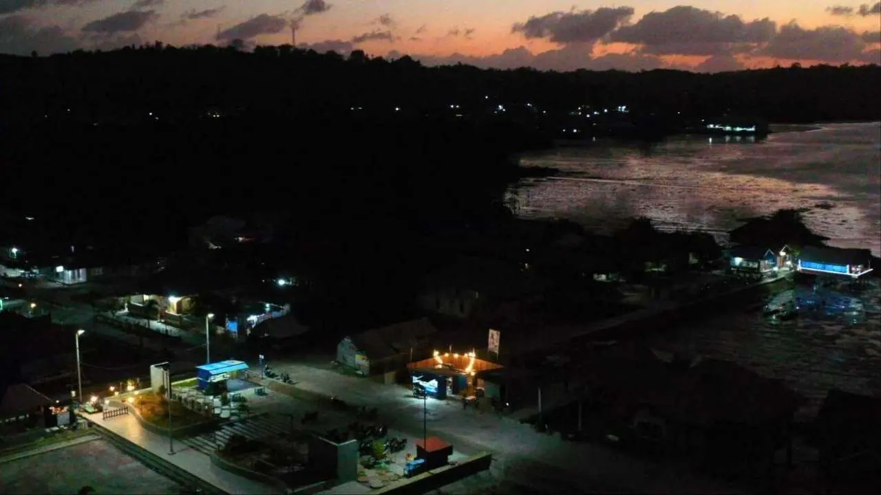4.455 Pelanggan di Pulau Kaledupa Kini Nikmati Terangnya Listrik PLN 24 Jam 2 4.455 Pelanggan di Pulau Kaledupa Kini Nikmati Terangnya Listrik PLN 24 Jam