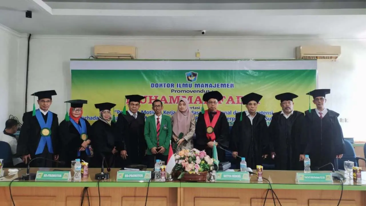 Sekdisbud Makassar Muhammad Fadli Raih gelar Doktor Ilmu Manajemen UMI