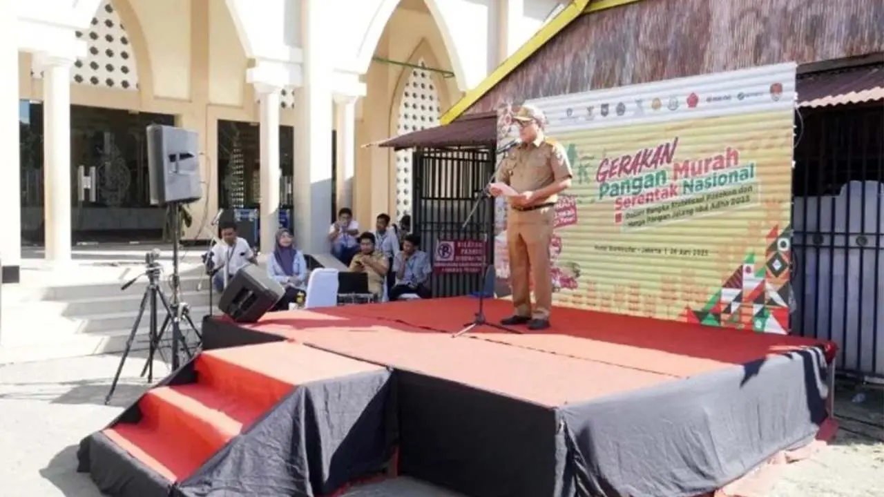 Asisten III Pemkot Makassar Buka GPM di Lorong Milan