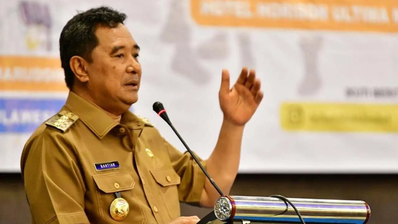 Penjabat Gubernur Bahtiar Buka Workshop Operator Aplikasi Inzting Sulsel