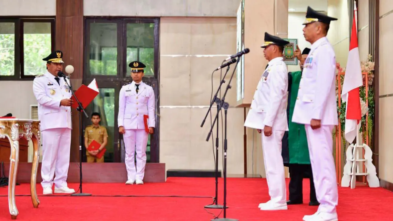 Pj Gubernur Sulsel Lantik Pj Bupati Enrekang & Pj Wali Kota Parepare, Minta Segera Bergerak dan Bekerja