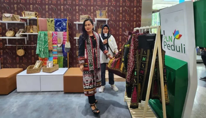 PLN Sulselrabar Pamerkan Produk Binaan di INACRAFT 2023 bersama UMKM