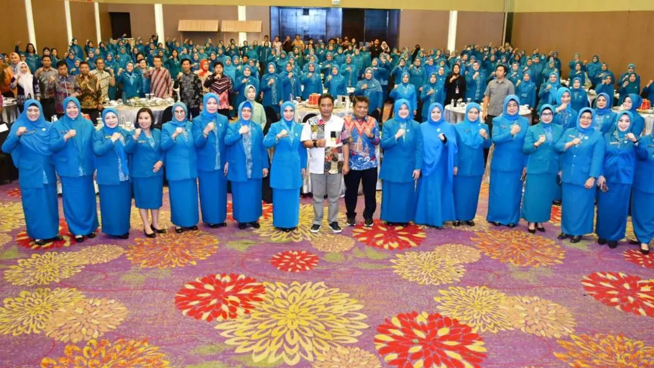 Buka Rakorda PKK Sulsel, Pj Gubernur Bahtiar Instruksikan Tangani Stunting dan Inflasi 2 Buka Rakorda PKK Sulsel, Pj Gubernur Bahtiar Instruksikan Tangani Stunting dan Inflasi
