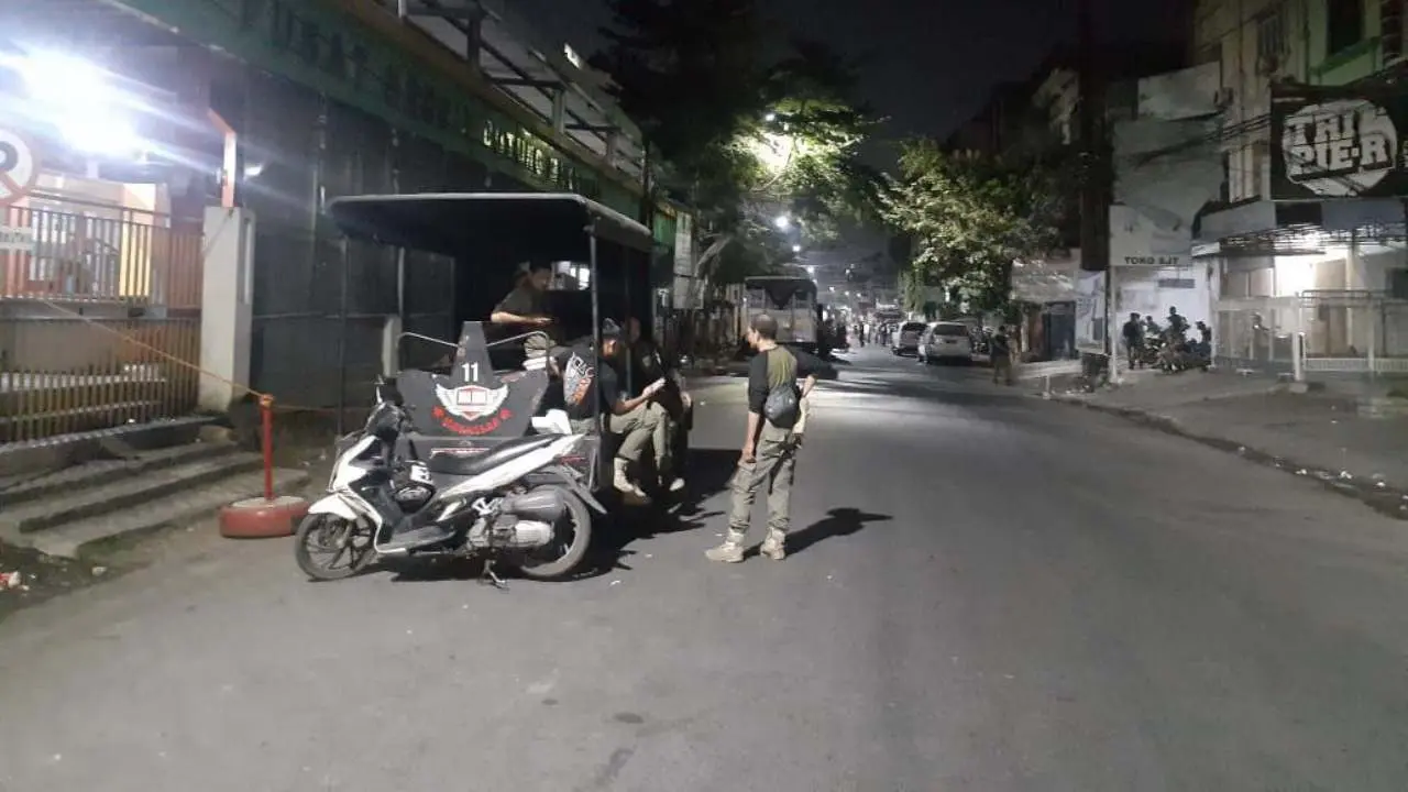 Ratusan Personil Satpol PP Makassar Jaga  1×24 jam di Pasar Butung