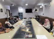 Kadistan Kota Makassar Bersama Sekdis hadiri Rapat di DPRD
