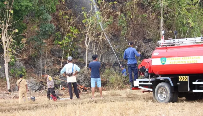 Damkar Maros Berhasil Padamkan Kebakaran Gunung Bulucidu, Bantimurung
