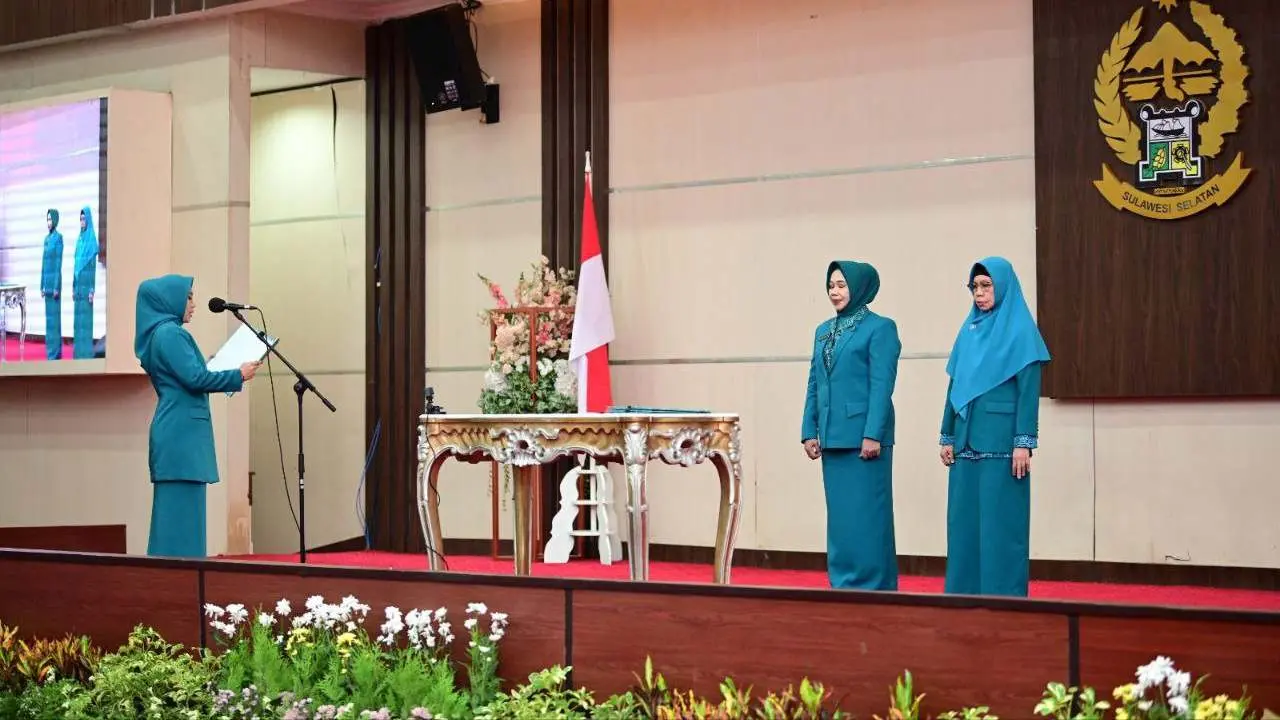 Sofha Marwah Bahtiar Lantik Pj Ketua TP PKK Enrekang dan Kota Parepare