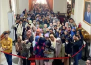 Pengunjung Pameran Walking Through A Songline di Museum Makassar Tembus 70.000 Orang