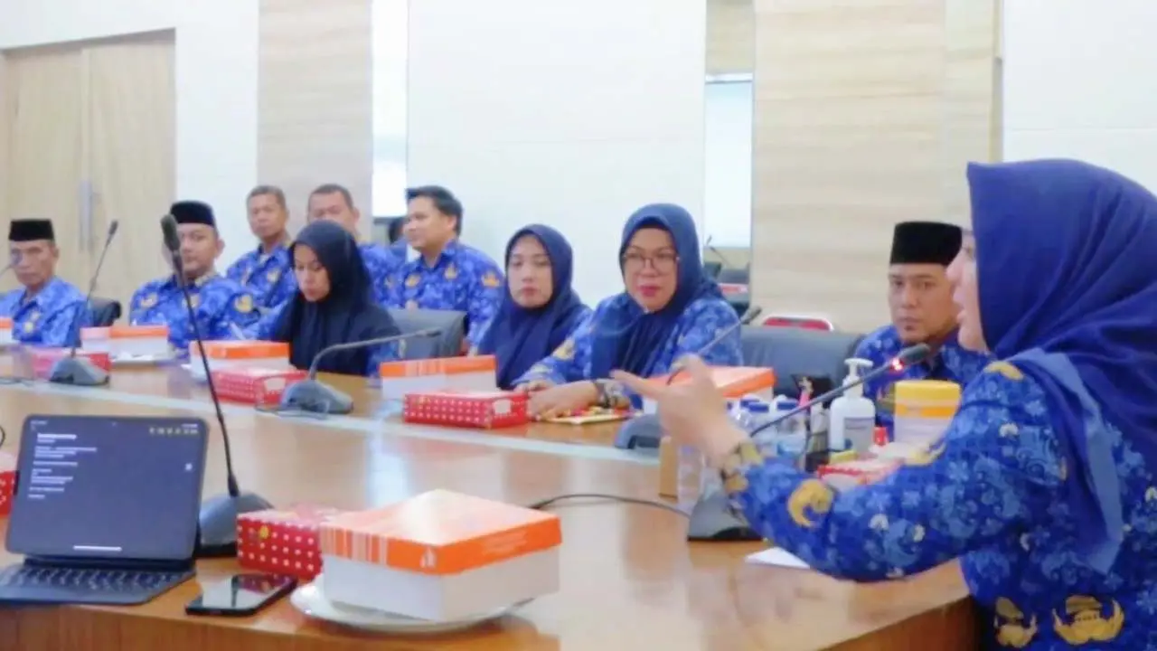 Pemkot Makassar Akan Lakukan Penataan PKL di Anjungan Pantai Losari