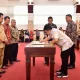 Pj Gubernur Bahtiar: Dana Desa Cegah Migrasi ke Kota