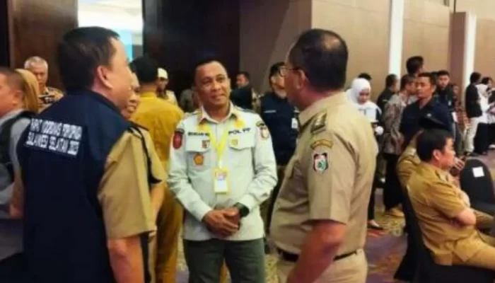 Kasatpol PP Dampingi Walikota Makassar Hadiri Rapat Forkopimda Sulsel dalam menyukseskan Pemilu 2024