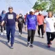 Pj Gubernur Bahtiar Jalan Sehat Bareng Pimpinan OPD Lingkup Pemprov Sulsel