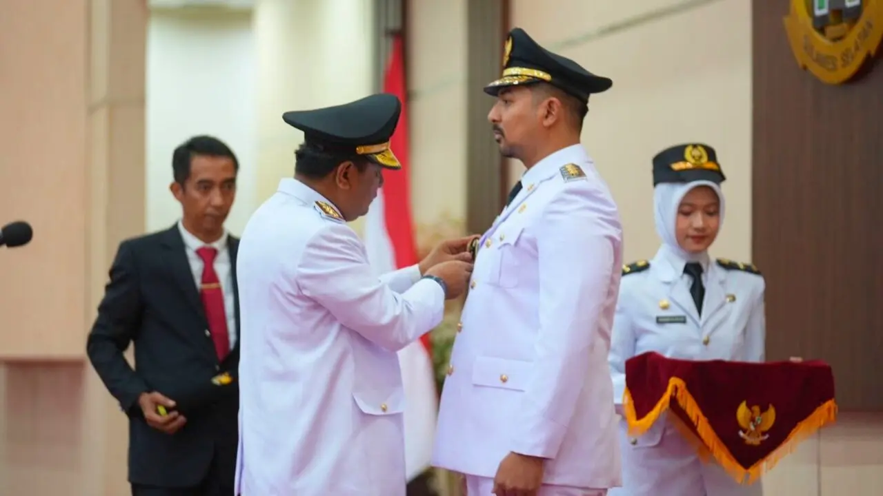 Penjabat Gubernur Sulsel Lantik Akbar Laluasa Jadi Wakil Bupati Luwu Timur