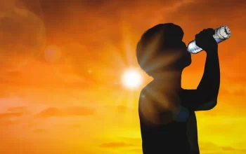 Tips Beraktivitas di Luar Ruangan Selama Musim Kemarau Panjang