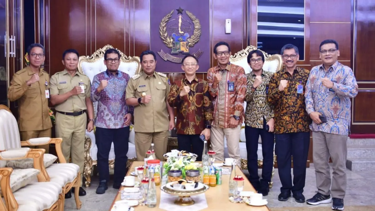 Direktur PLN Temui Pj Gubernur Bahtiar Jelaskan Kondisi Kelistrikan di Sulsel