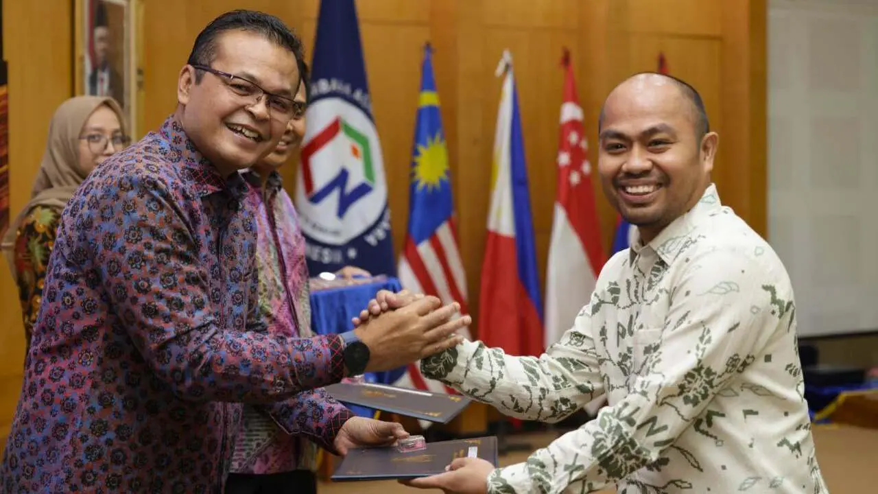 Kadispar Makassar Jadi Lulusan Terbaik dalam Pelatihan Kepemimpinan Nasional Tingkat II